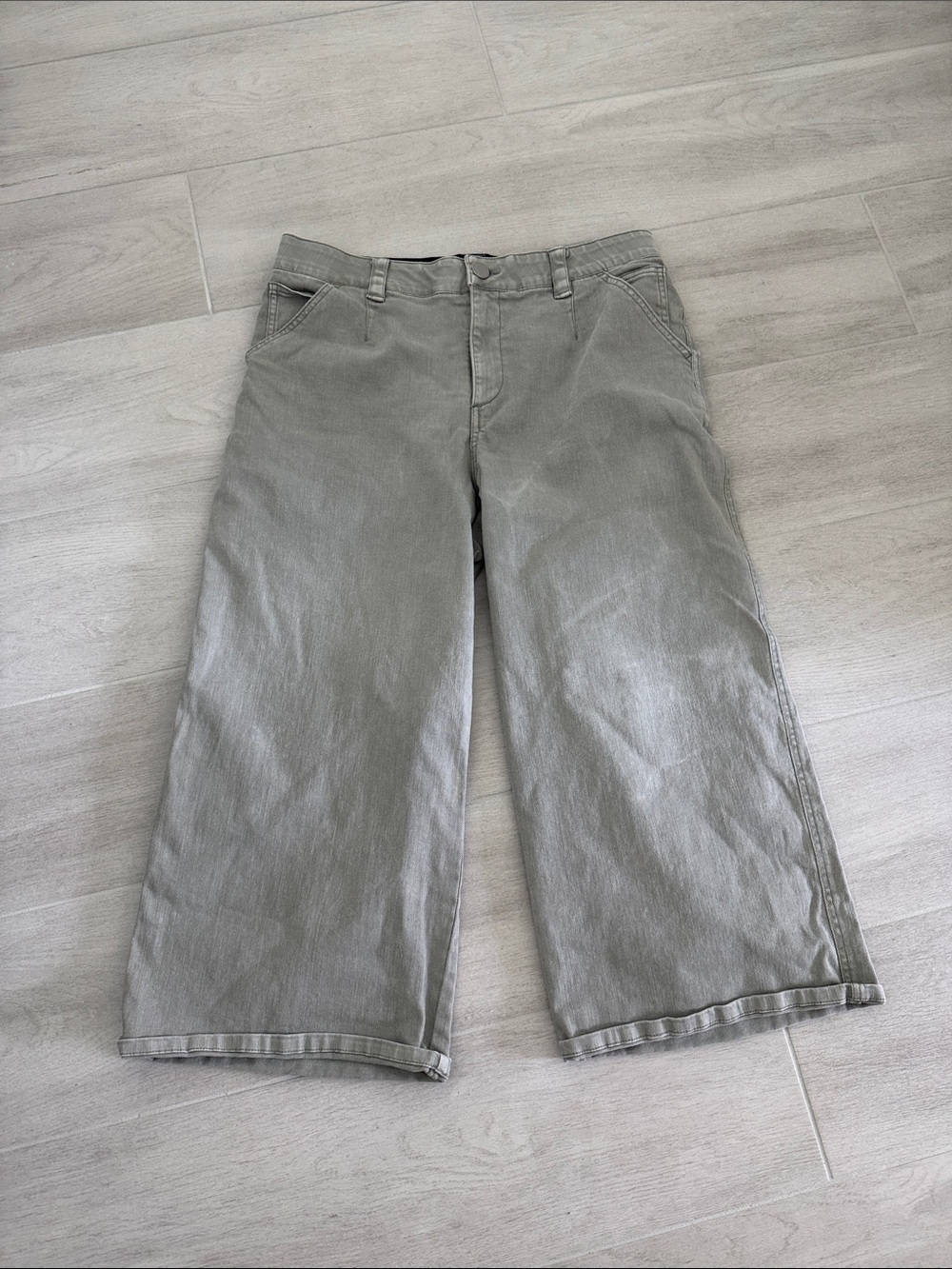 Democracy Wide Leg Cropped Jeans in Light Olive